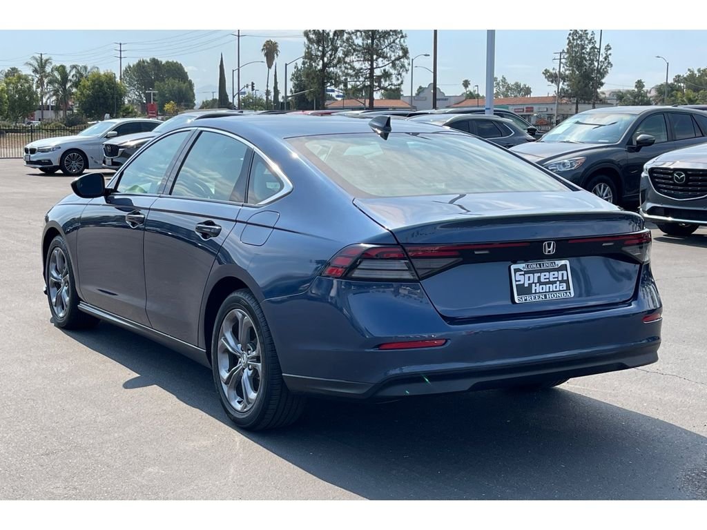 Used 2024 Canyon River Blue Metallic Honda EX image 3