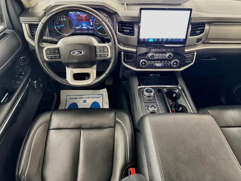 Used 2024 Silver Ford XLT image 28