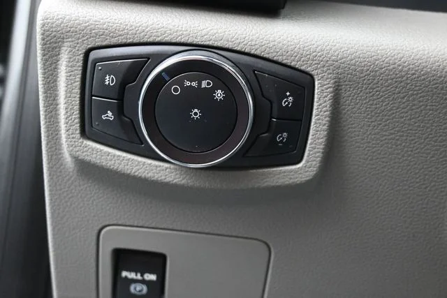Used 2019 Gray Ford XL image 16