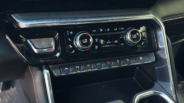 Used 2024 Silver GMC Denali Ultimate image 31
