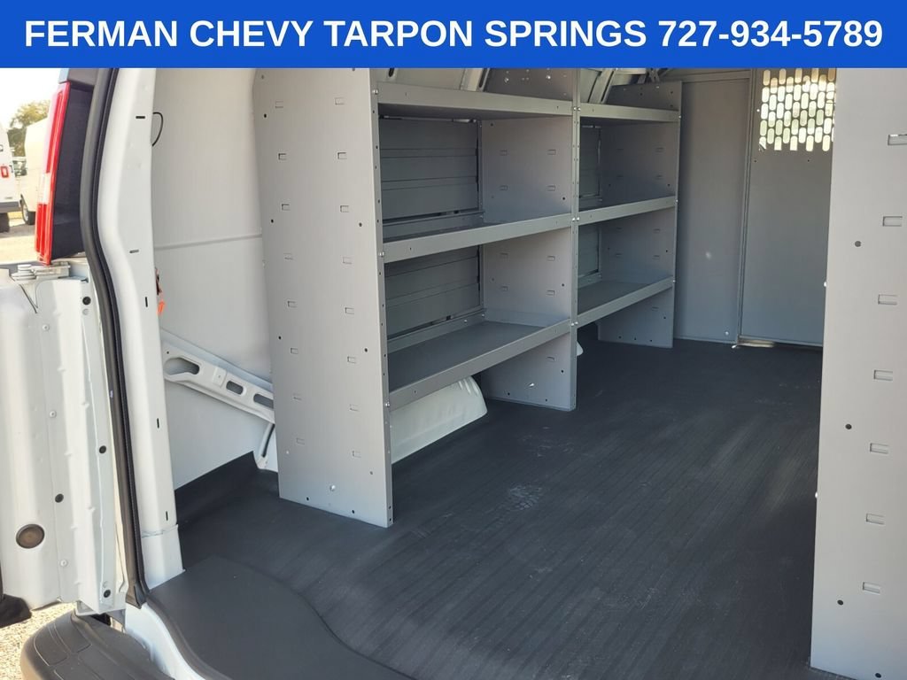 2025 Chevrolet Express Cargo Work Van - Photo 17