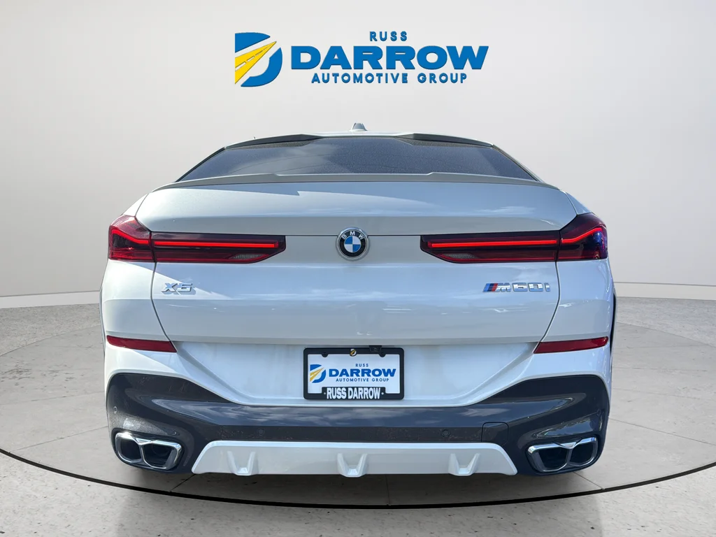 Used 2024 White BMW M60i image 4
