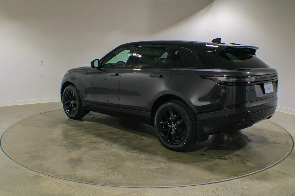 New 2026  Land Rover P250 Base image 3