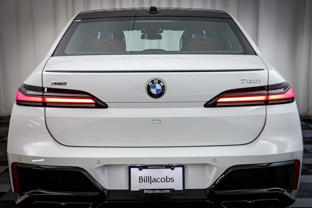 New 2026 Alpine White BMW 760i xDrive image 19