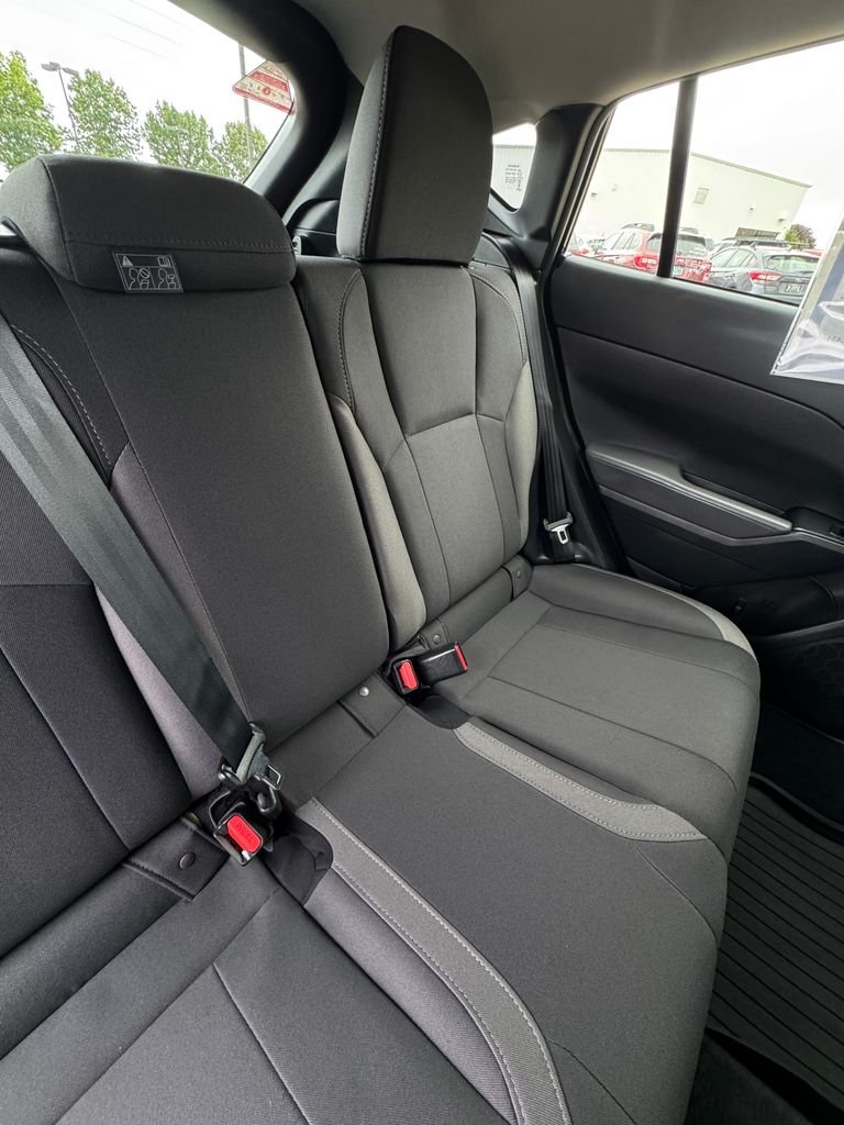 Used 2025 Crystal Black Silica Subaru Base image 24