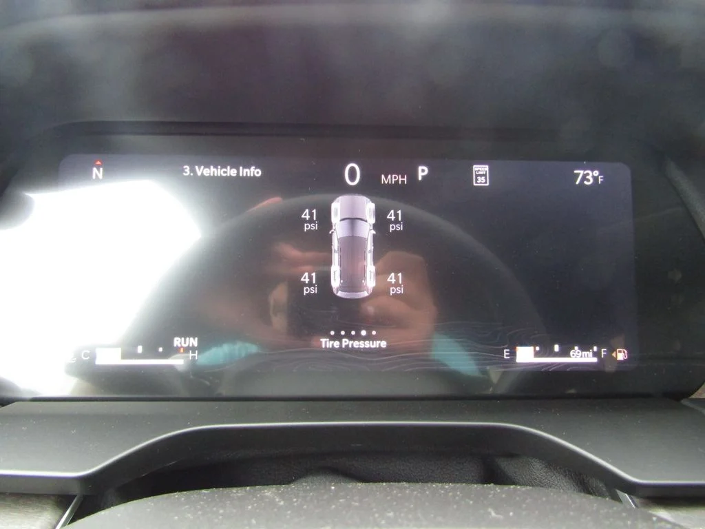 New 2026 Bright White Clearcoat Jeep Altitude image 26