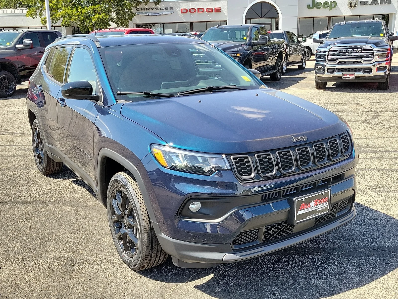 New 2026 Fathom Blue Pearl Coat Jeep LATITUDE ALTITUDE 4X4 image 6
