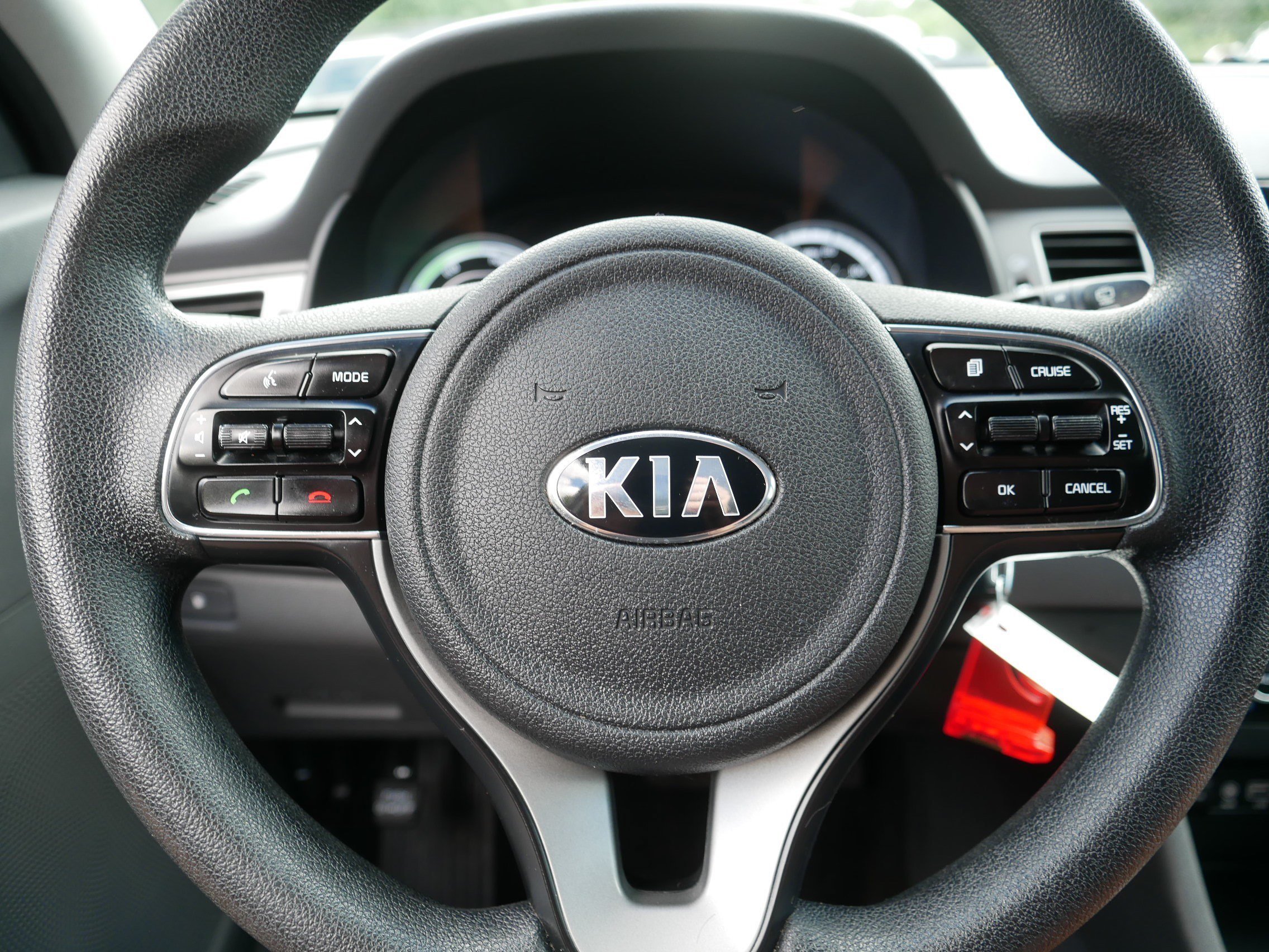 Used 2018 Aurora Black Pearl Kia FE image 25