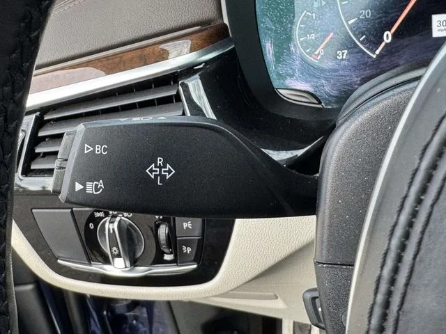 Used 2019 Blue BMW M550i xDrive image 30