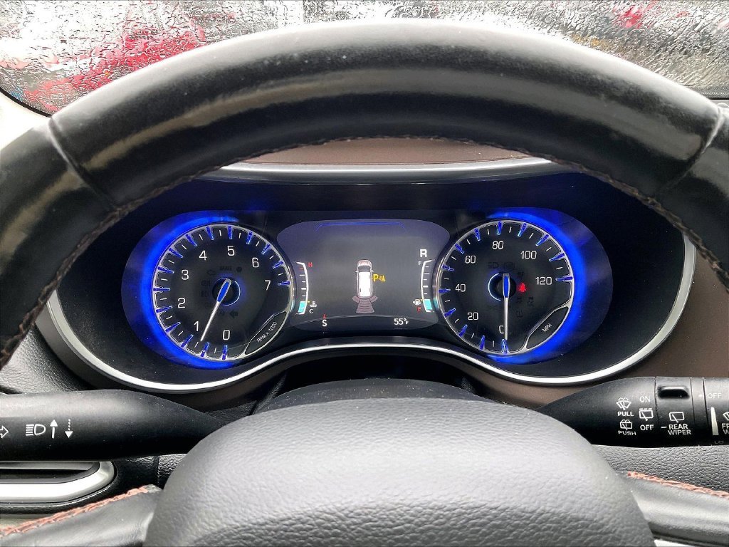 Used 2019 Black Chrysler Touring L Plus image 15