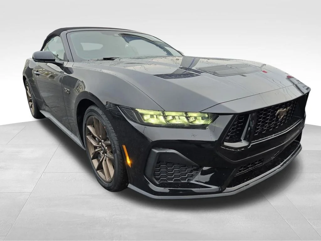 2026 Ford Mustang GT Premium Convertible's photo