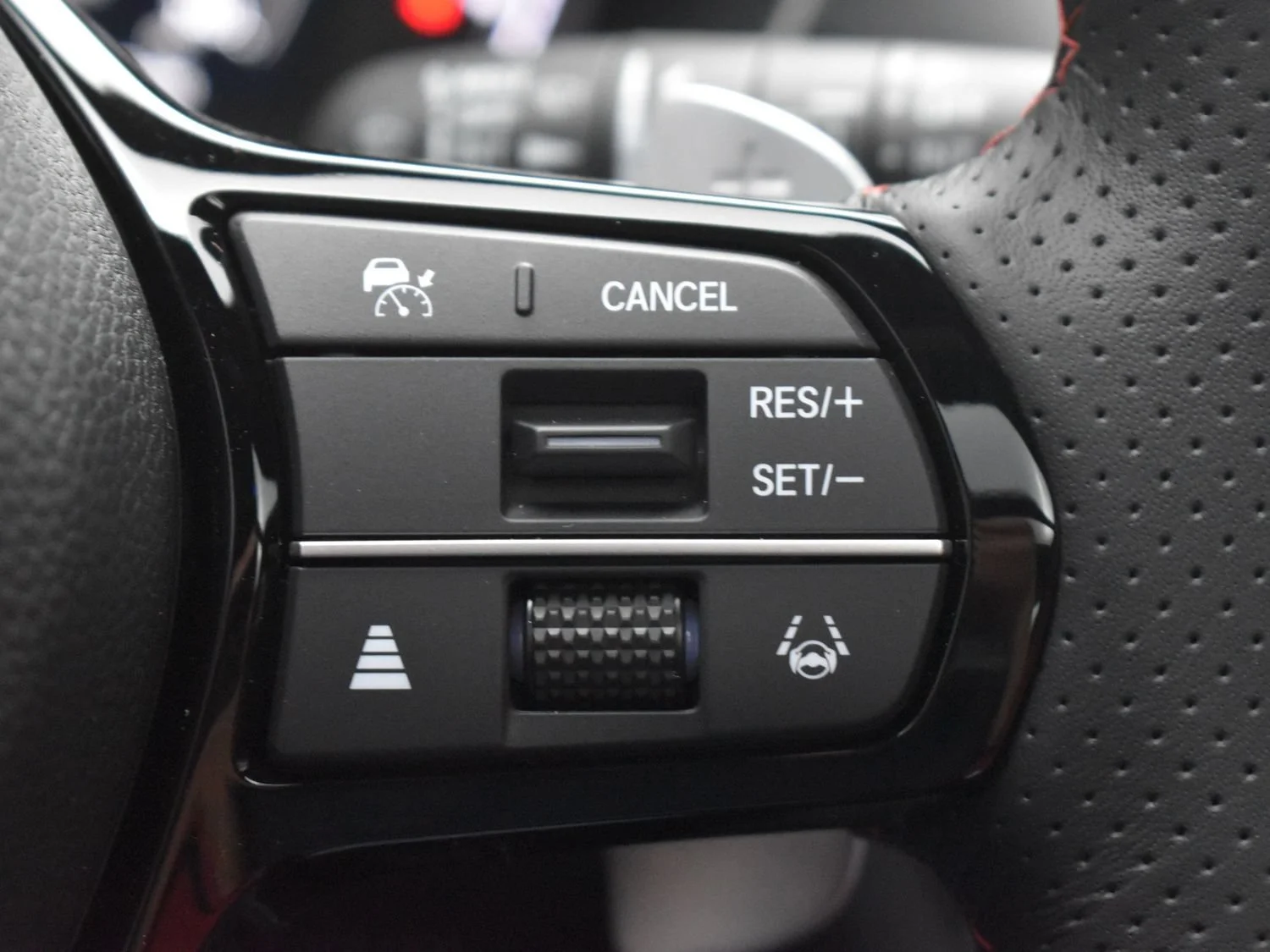 New 2025 Platinum White Pearl Acura w/A-Spec Package image 11