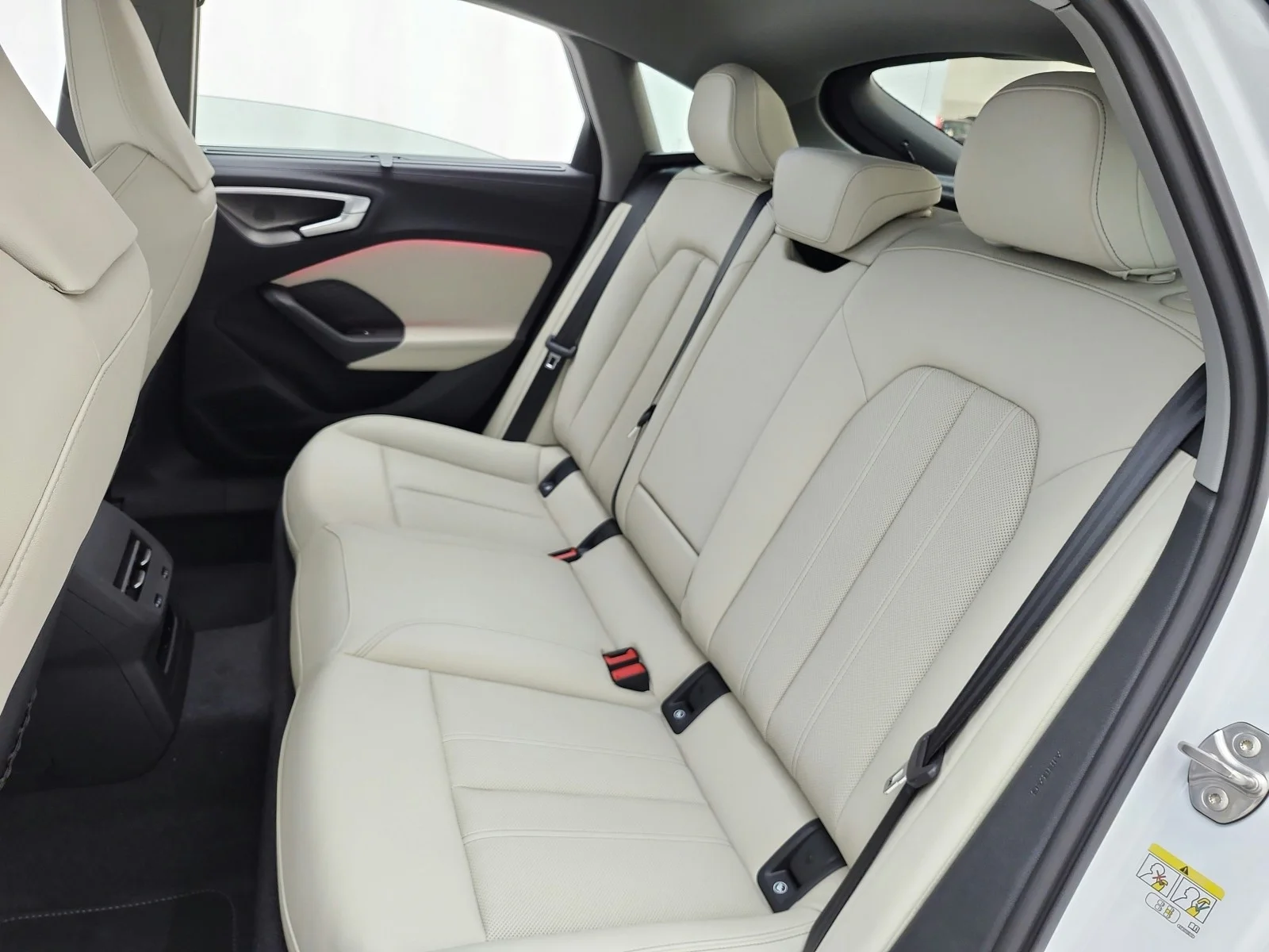 New 2026 Glacier White Metallic Audi Premium Plus 2.0 TFSI quattro image 11