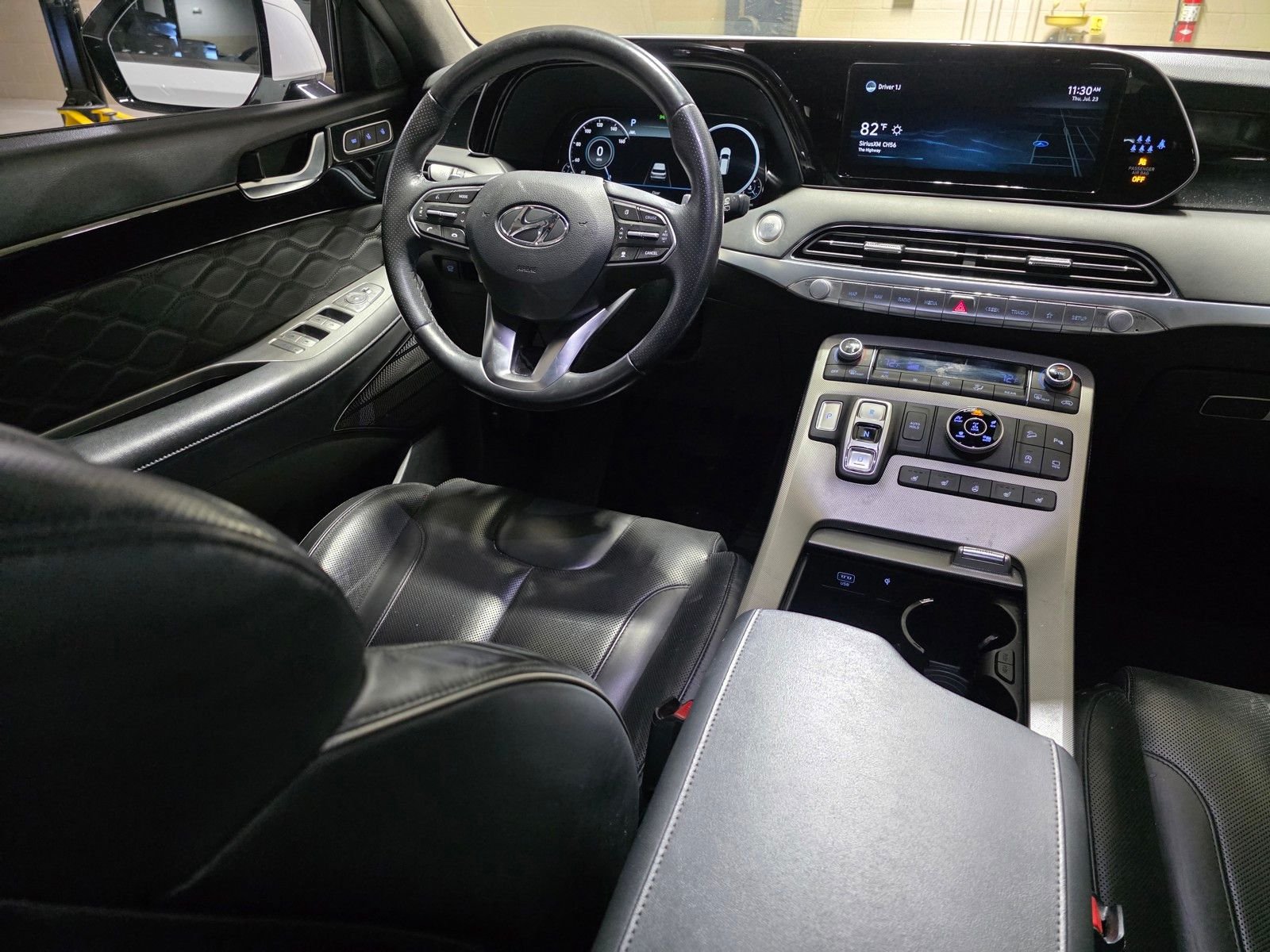 Used 2022 Hyper White Hyundai Calligraphy image 16