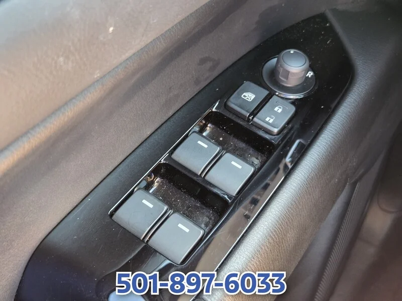 Used 2025 Red Crystal MAZDA 2.5 S PREFERRED PACKAGE AWD image 26