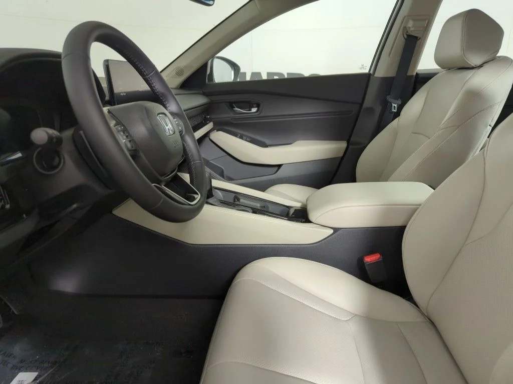 2025 Honda Accord Hybrid EX-L - Photo 12