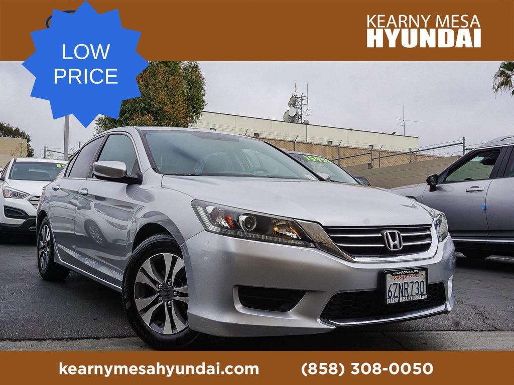 Used 2013  Honda LX image 1