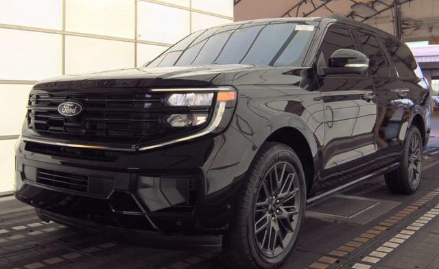 Used 2025 Agate Black Metallic Ford Platinum image 1