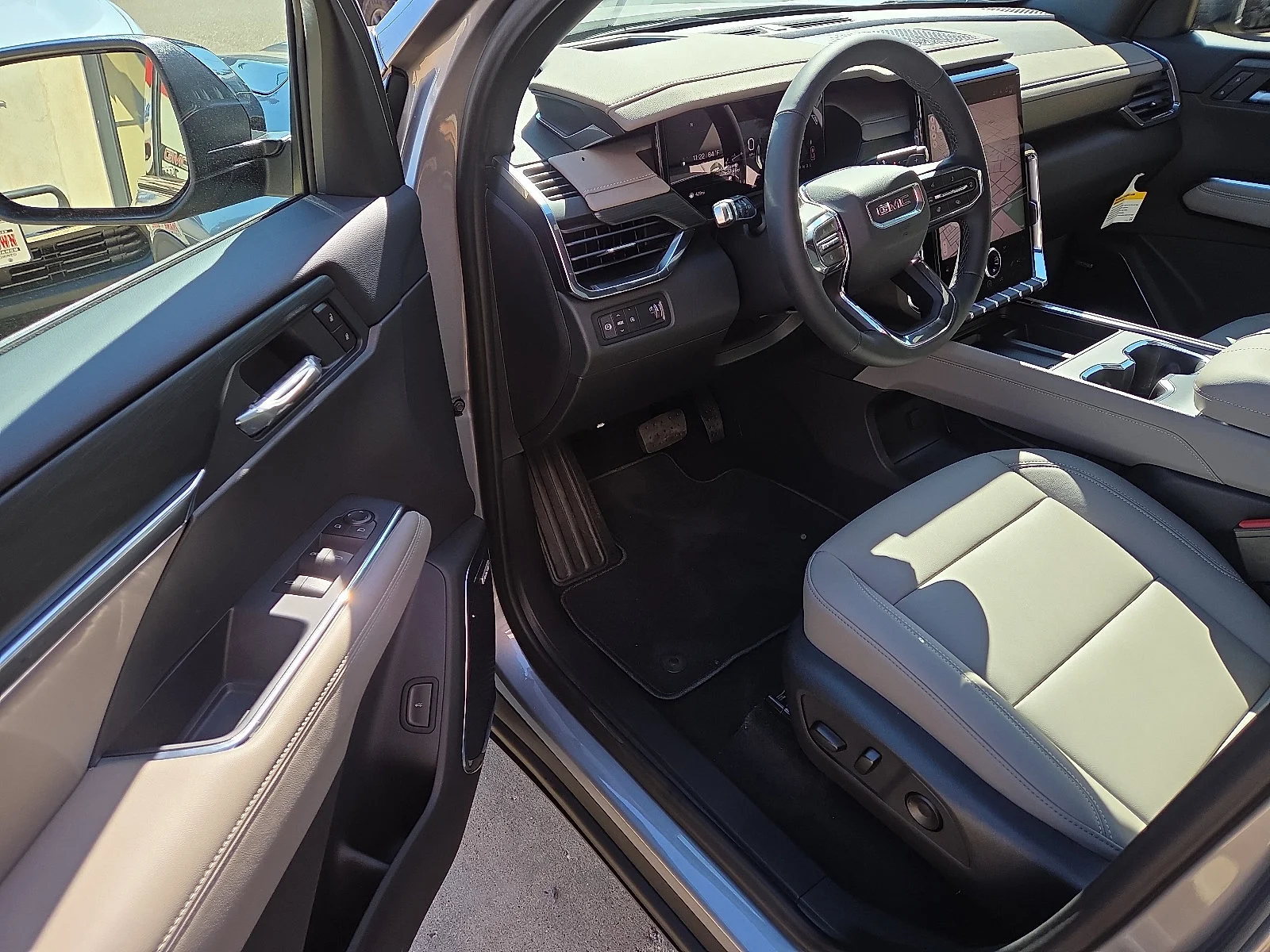 2027 GMC Acadia Elevation - Photo 9