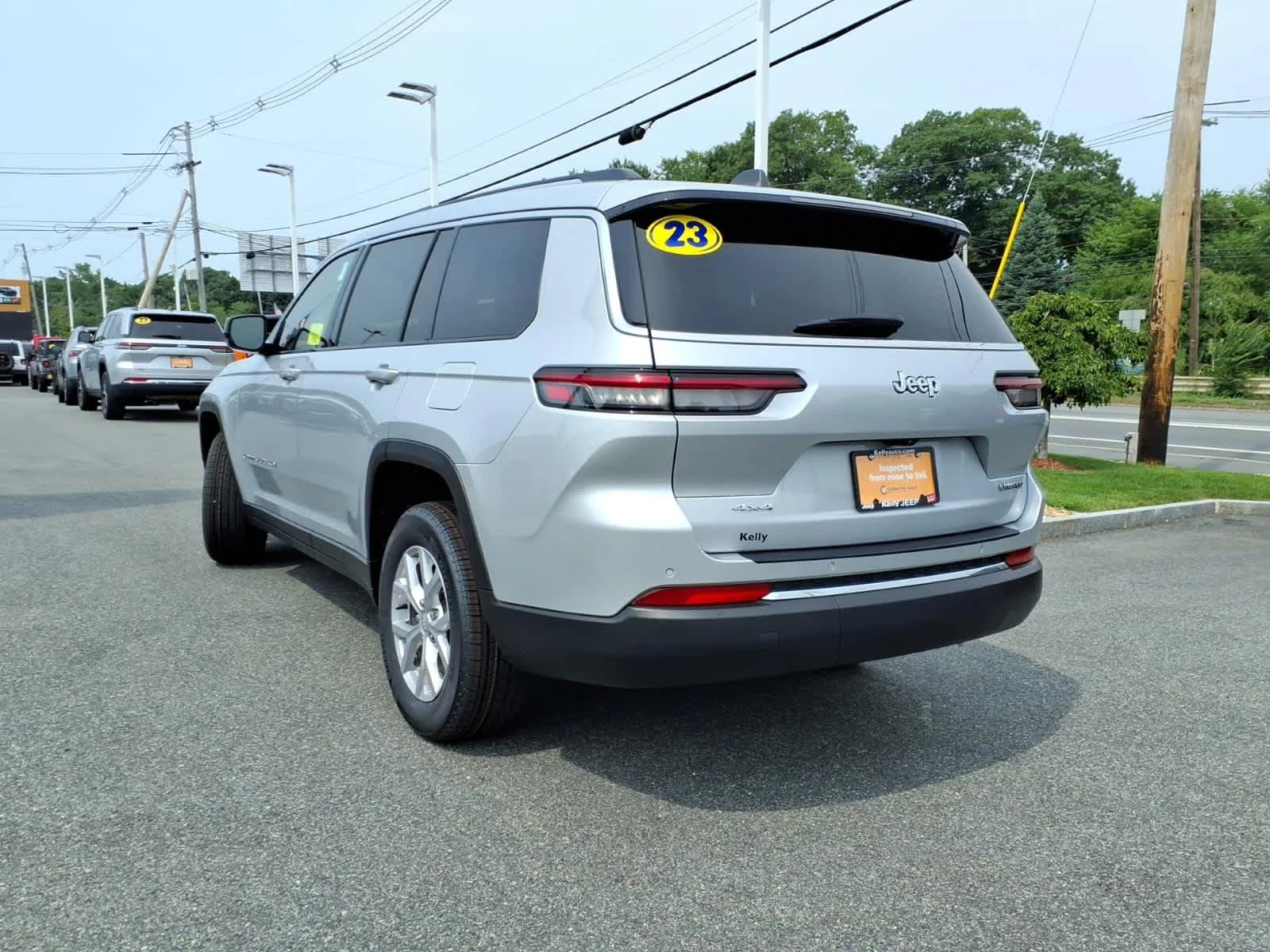 Certified Used 2023 Silver Zynith Jeep Limited image 11