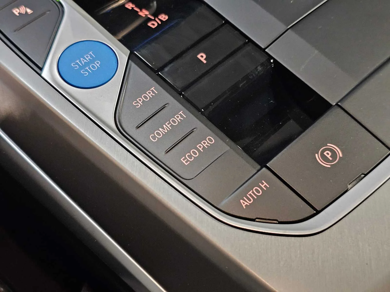 New 2026 Black Sapphire Metallic BMW xDrive40 image 22