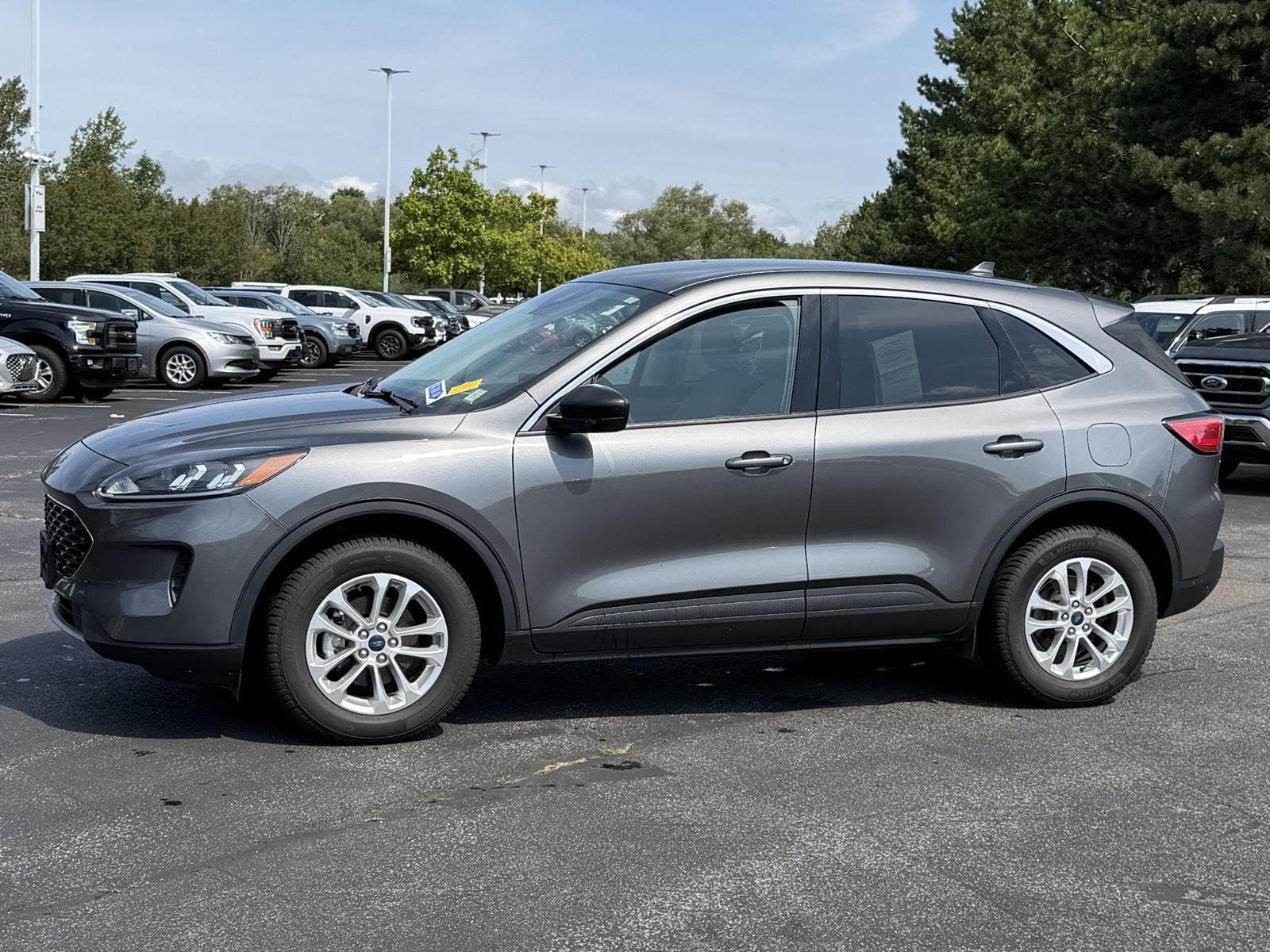 Used 2022 Carbonized Gray Ford SE image 6
