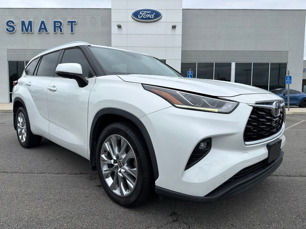 2022 Toyota Highlander Limited