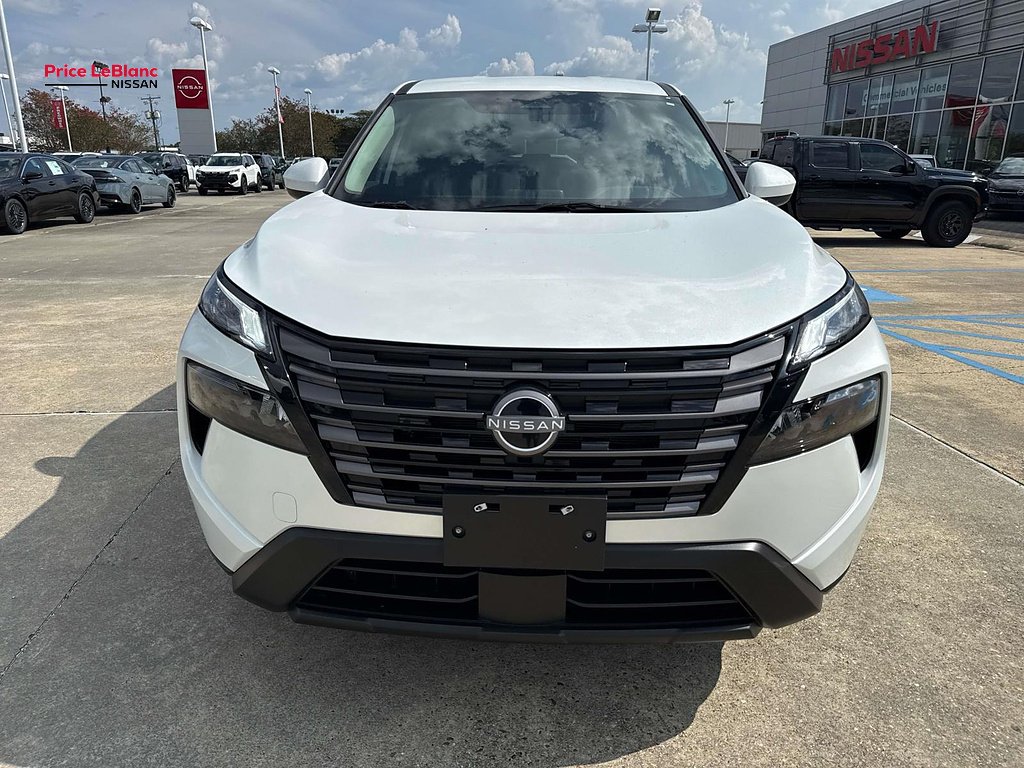 New 2026 Everest White Pearl Tricoat Nissan SV image 2