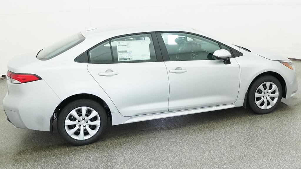 New 2027 Classic Silver Metallic Toyota LE image 16