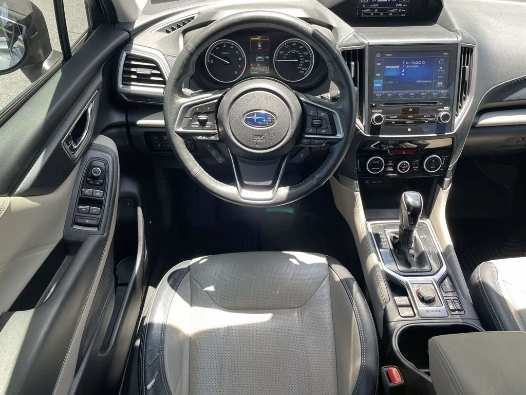 Used 2022 Gray Subaru Limited image 21
