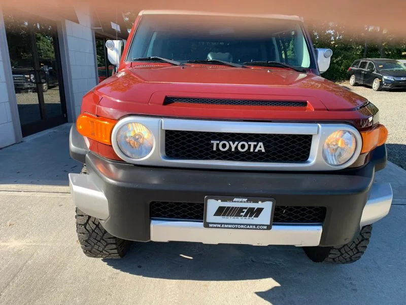 Used 2008 Red Toyota Sport Utility 2D image 26