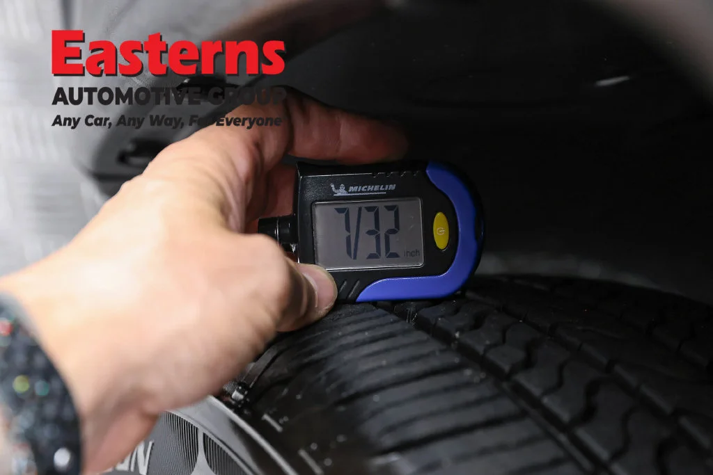 Used 2023 Black Jeep Latitude image 28