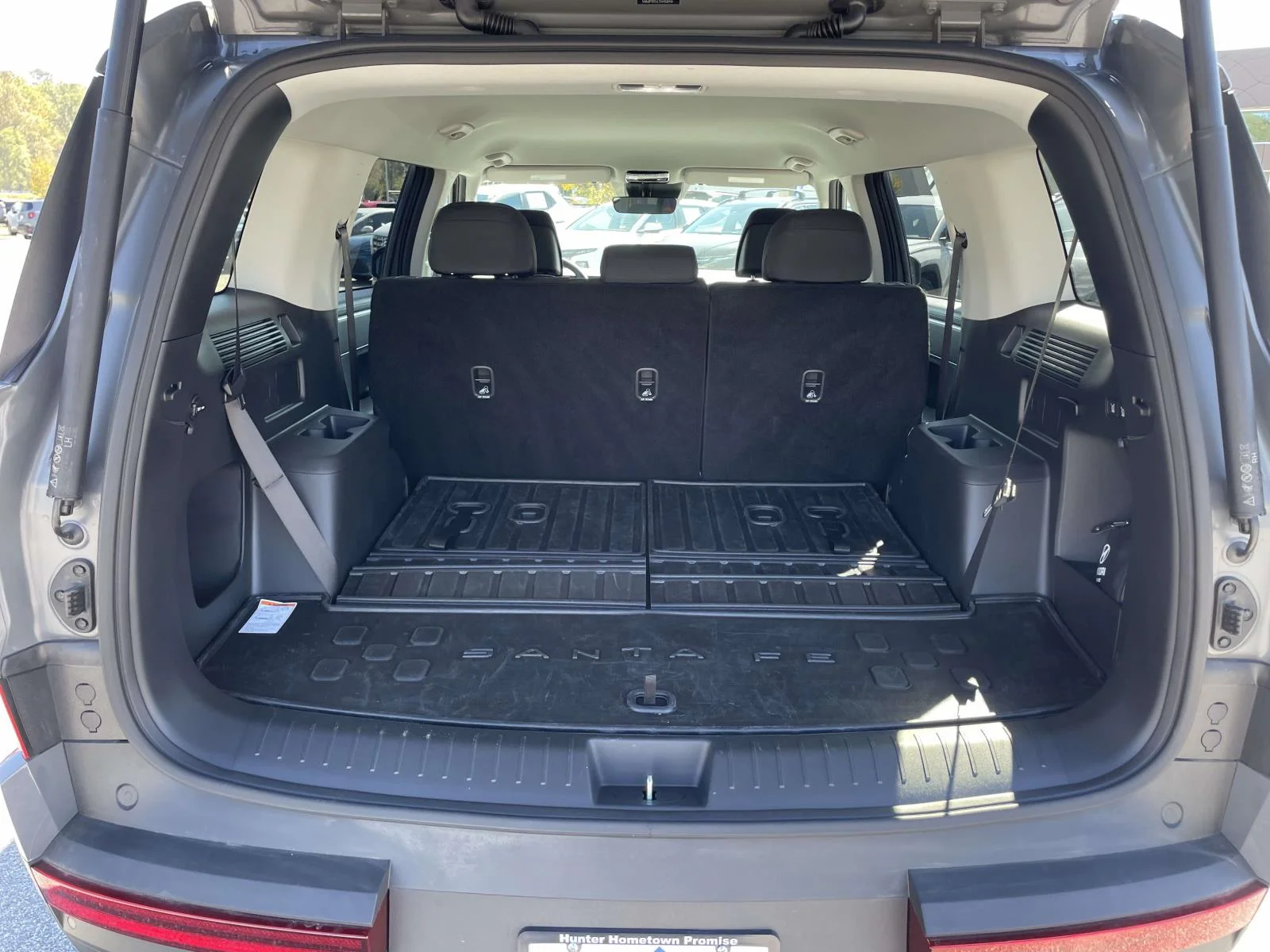 Used 2026 Hampton Gray Hyundai SE image 33