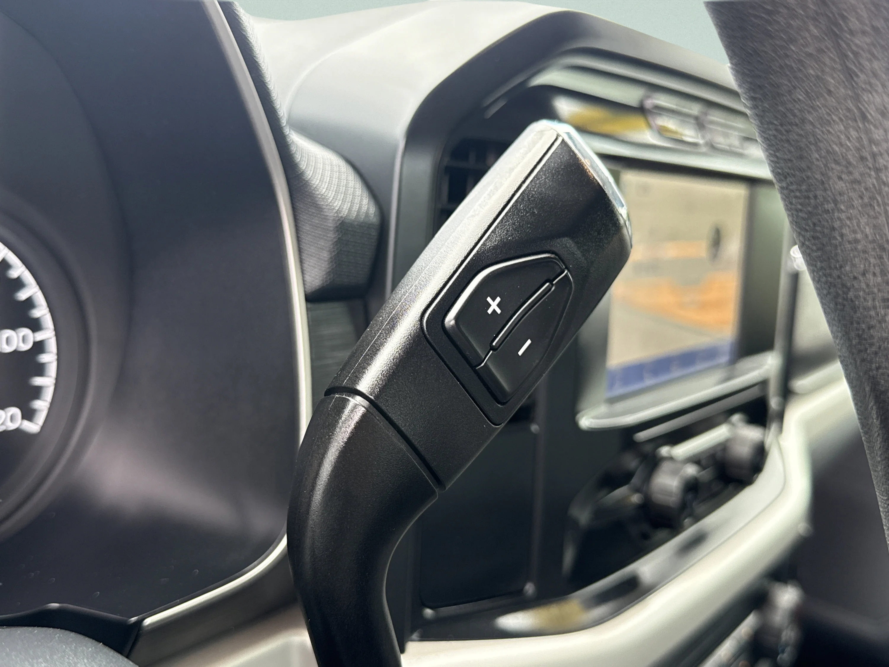 Used 2021 Oxford White Ford XL image 35