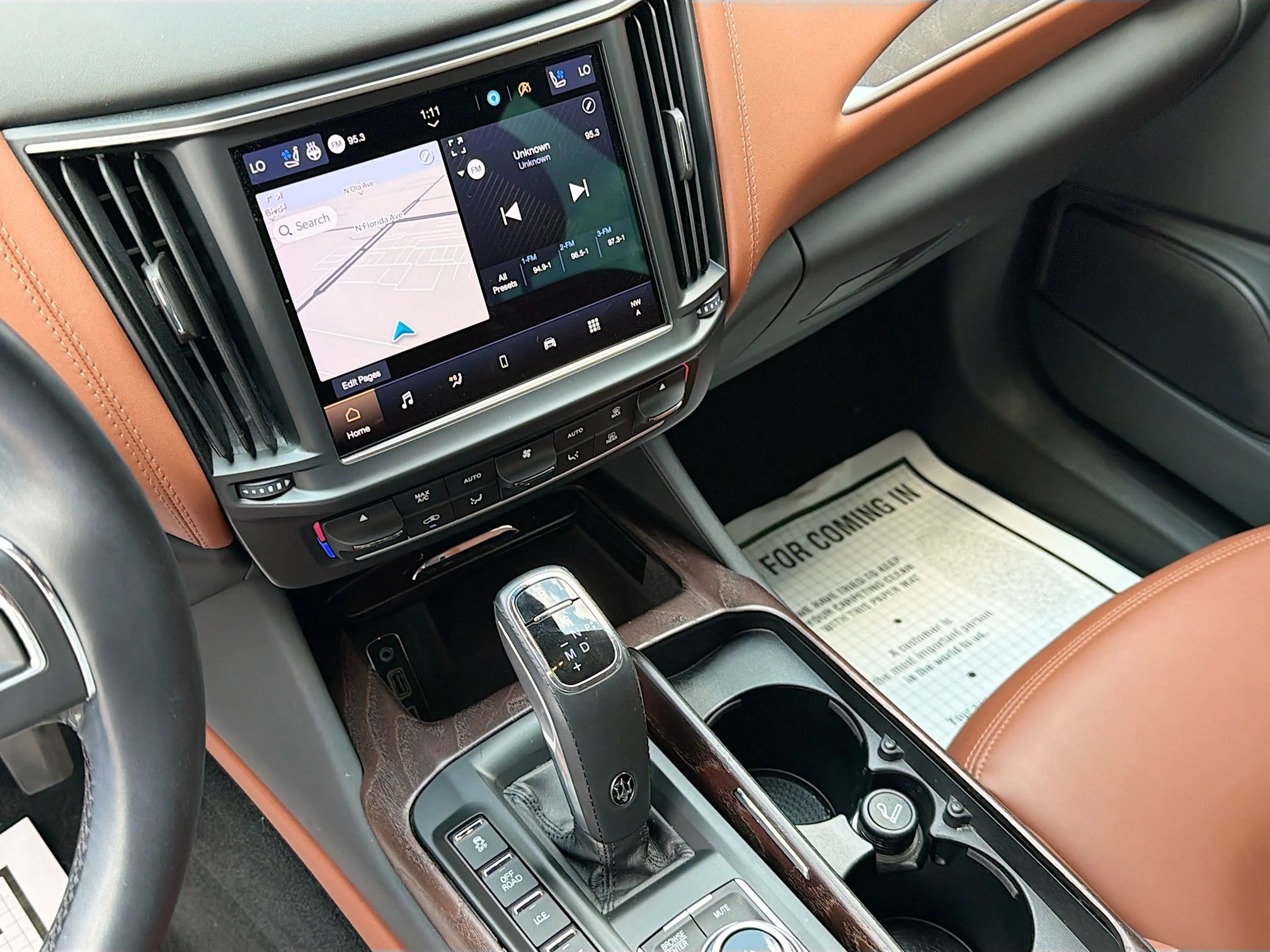 Used 2022 Nero Ribelle Metallic Maserati Modena image 28