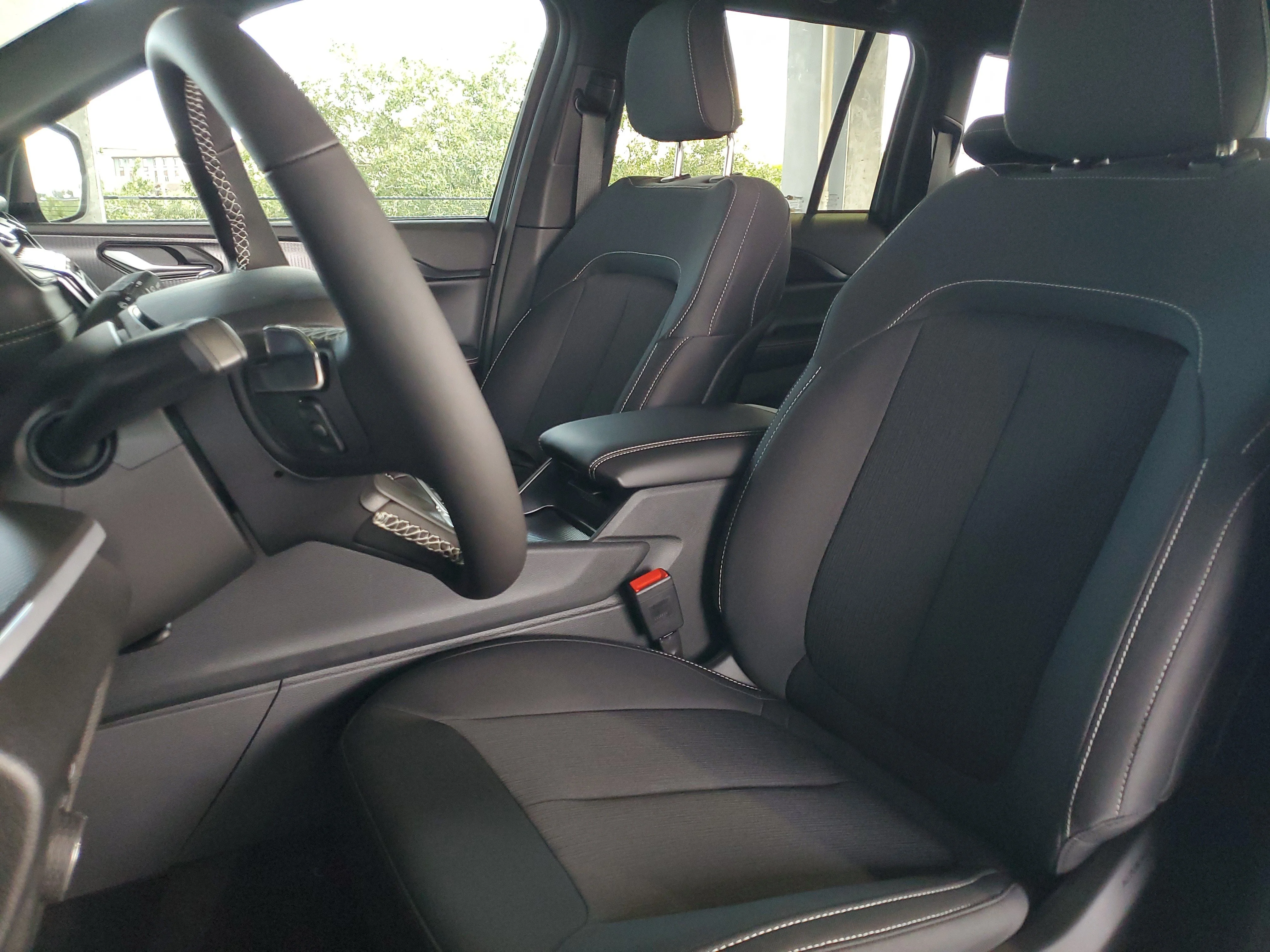 New 2026 Baltic Gray Metallic Clearcoat Jeep Laredo X image 18