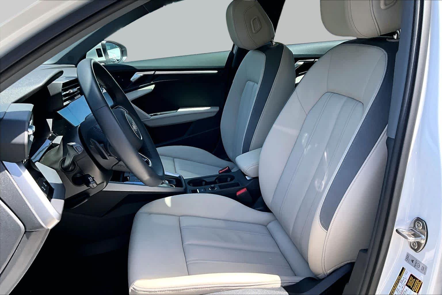 Used 2024  Audi Premium image 8
