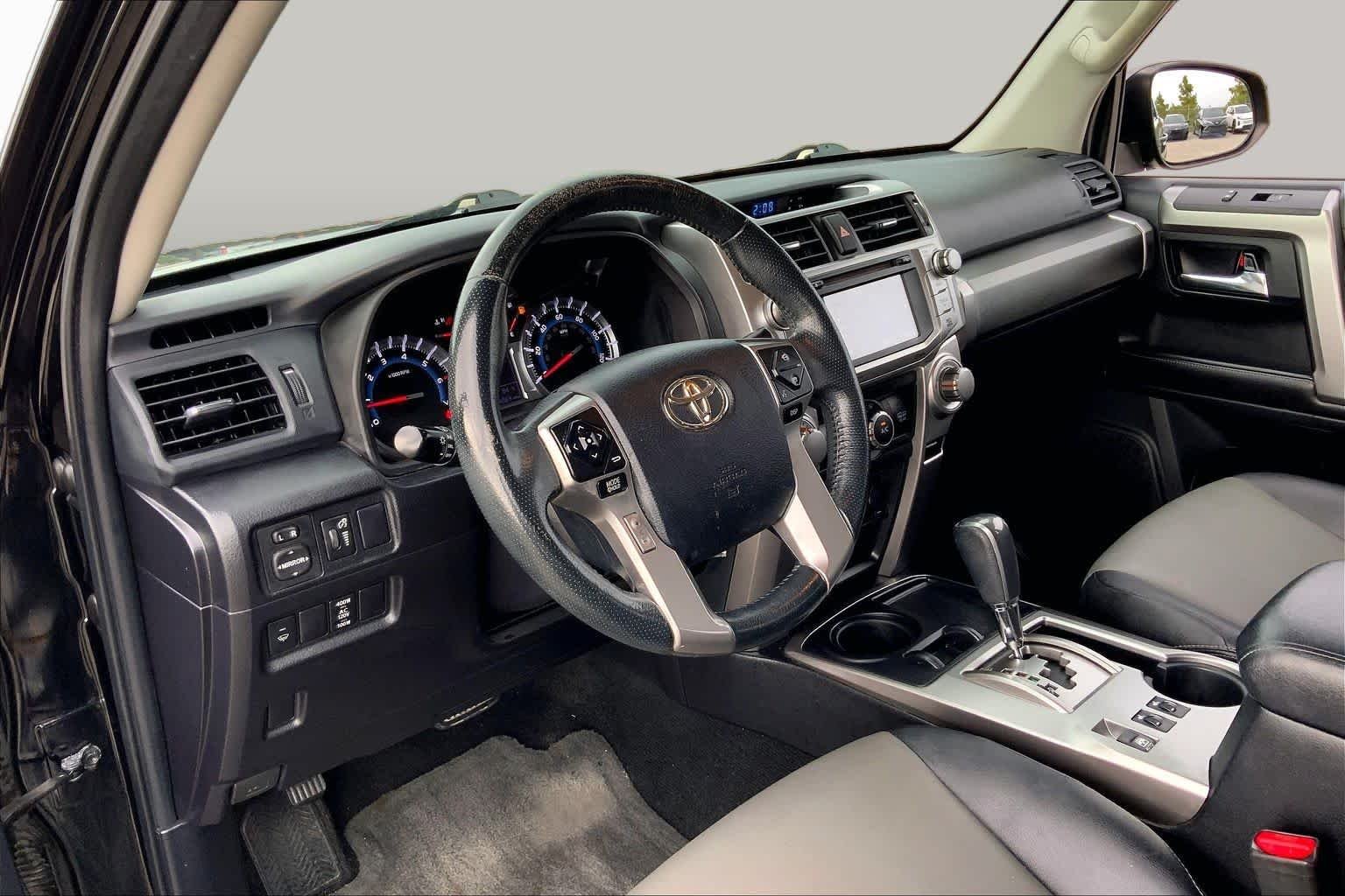 Used 2015 Attitude Black Metallic Toyota SR5 image 17