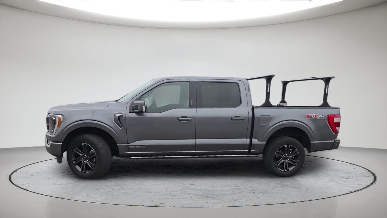 Used 2021 Carbonized Gray Metallic Ford Lariat image 11