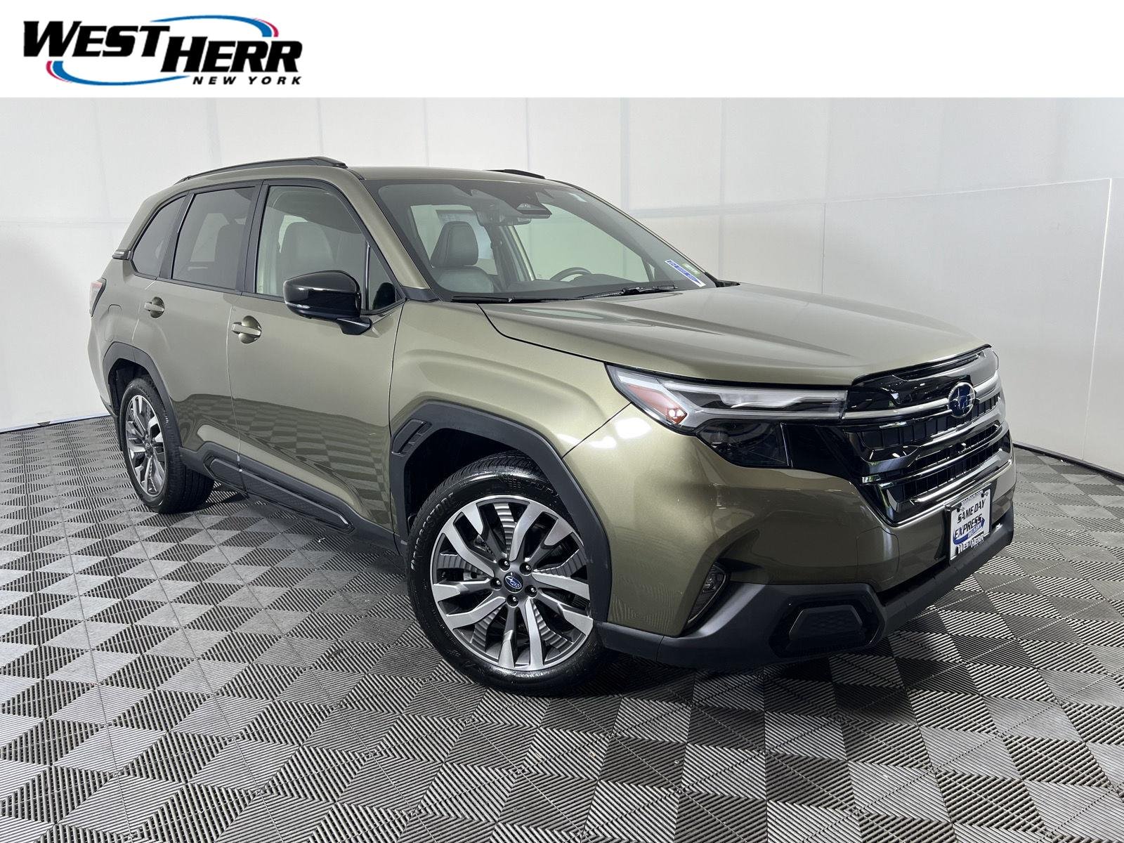 Used 2025 Autumn Green Metallic Subaru Touring image 1