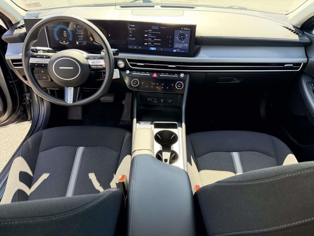 Used 2025 Gray Hyundai SEL image 2