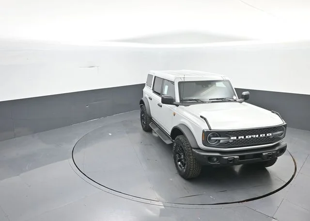 New 2026 Avalanche Gray Ford Badlands® image 25