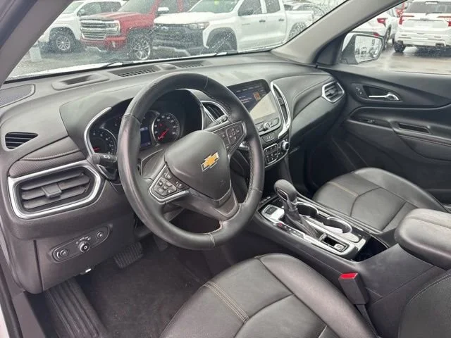 Used 2024 Summit White Chevrolet Premier image 11