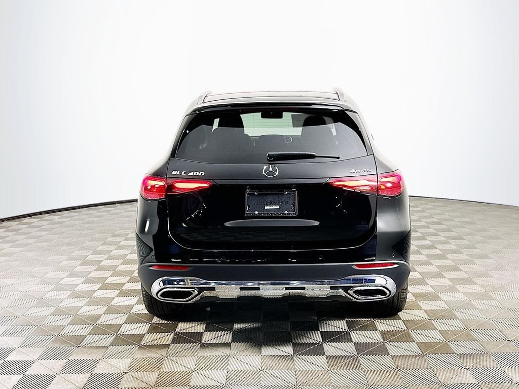 New 2026 Black Mercedes-Benz GLC 300 image 5