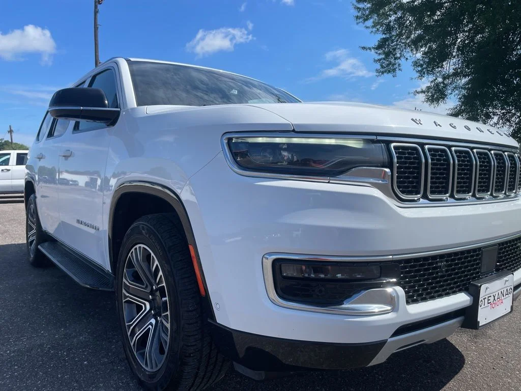 2024 Jeep Wagoneer Series II - Photo 10