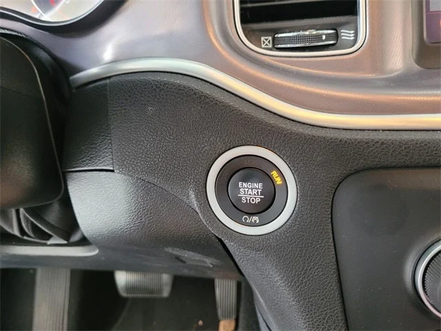2022 Dodge Charger SXT - Photo 24