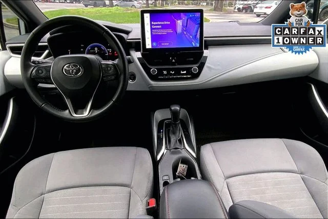 2025 Toyota Corolla SE - Photo 15
