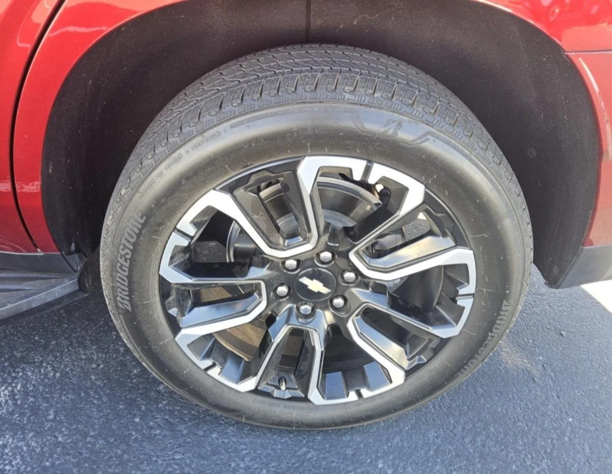 Used 2023 RADIANT RED TINTCOAT Chevrolet LS image 17