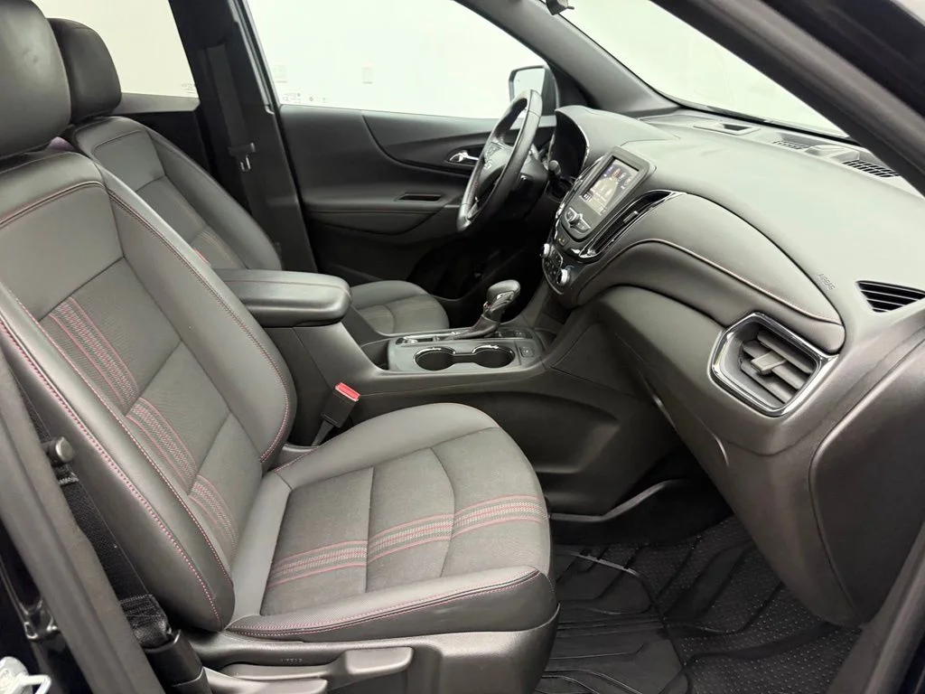 Used 2022 Black Chevrolet RS image 33