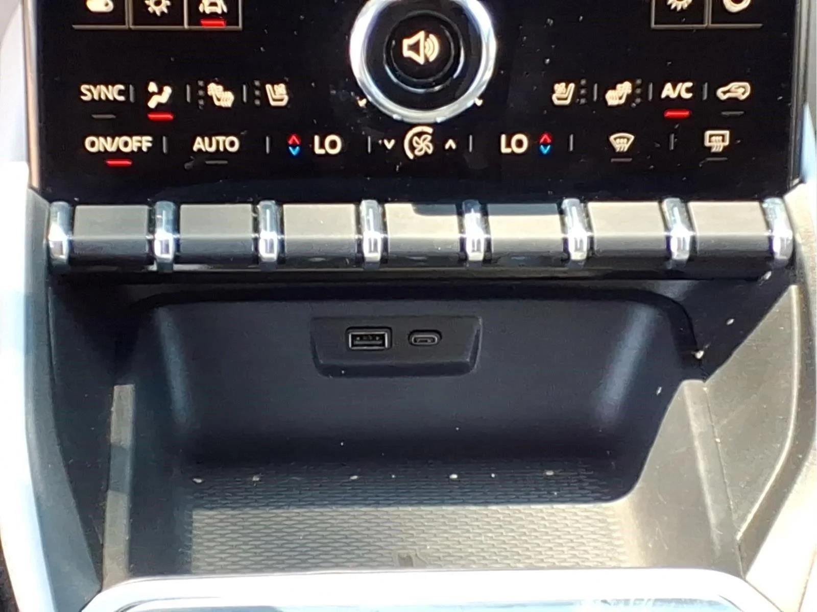 Used 2026 Sterling Metallic GMC Denali image 15